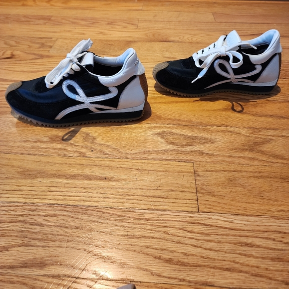 Authentic Loewe Flowrunner Sneakers - Picture 3 of 7